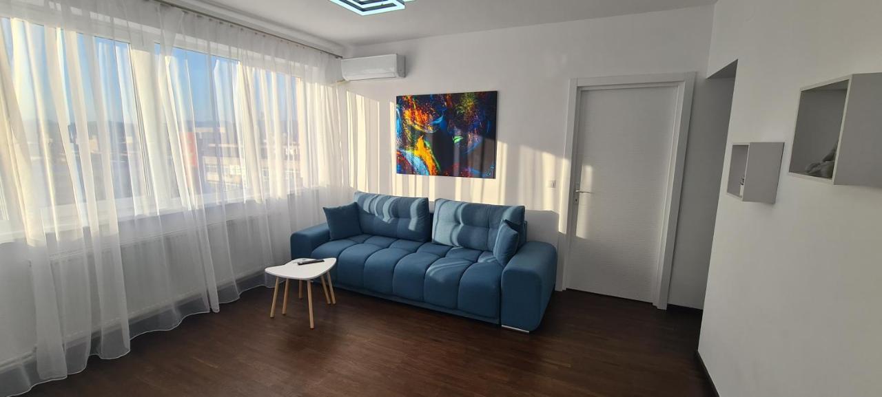 Belvedere Delux Apartment Deva Ngoại thất bức ảnh