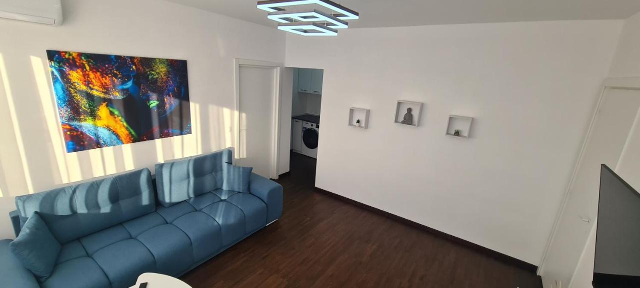 Belvedere Delux Apartment Deva Ngoại thất bức ảnh